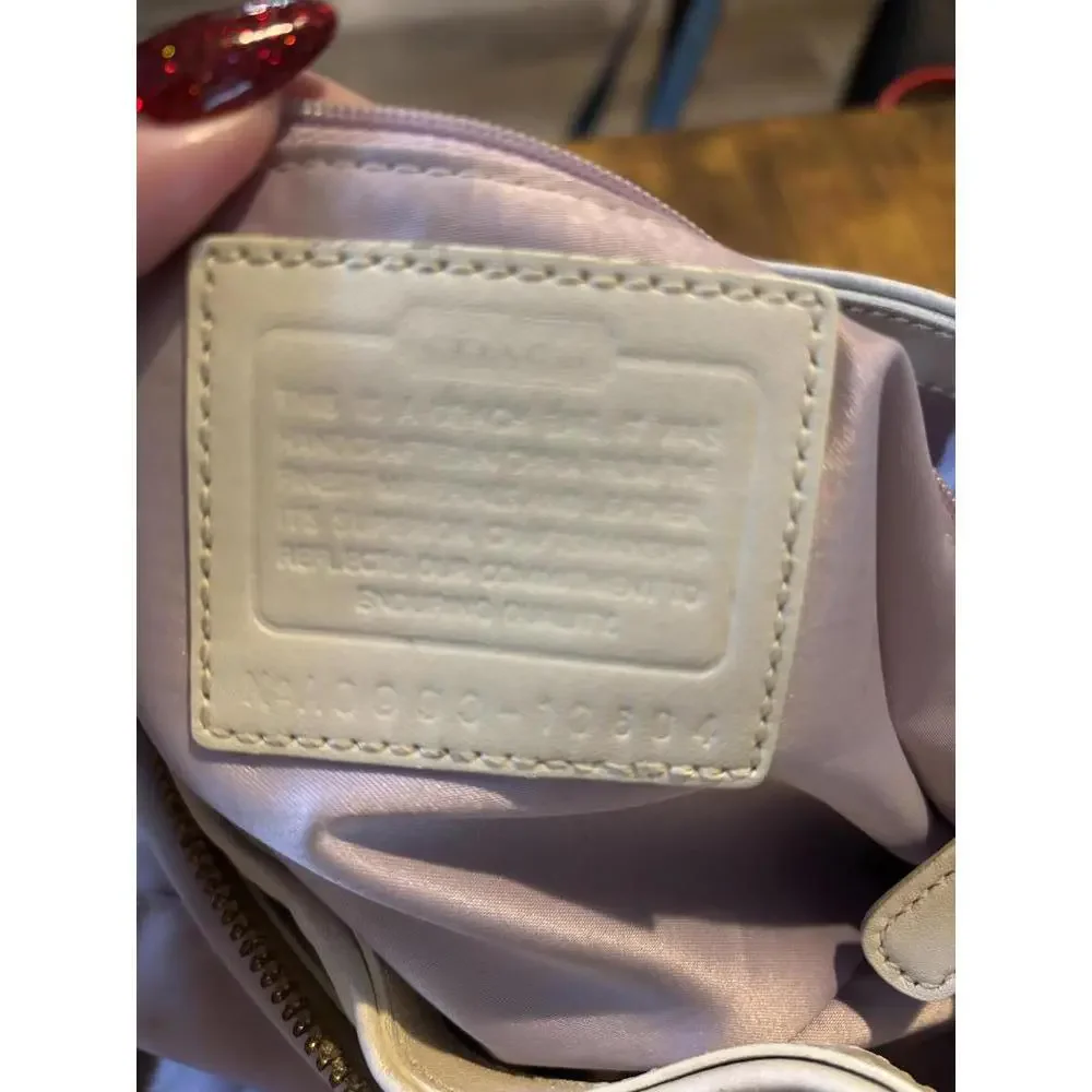 Coach Signature Jacquard Brass Trim Shoulder Bag White/Lavender - Picture 4 of 10